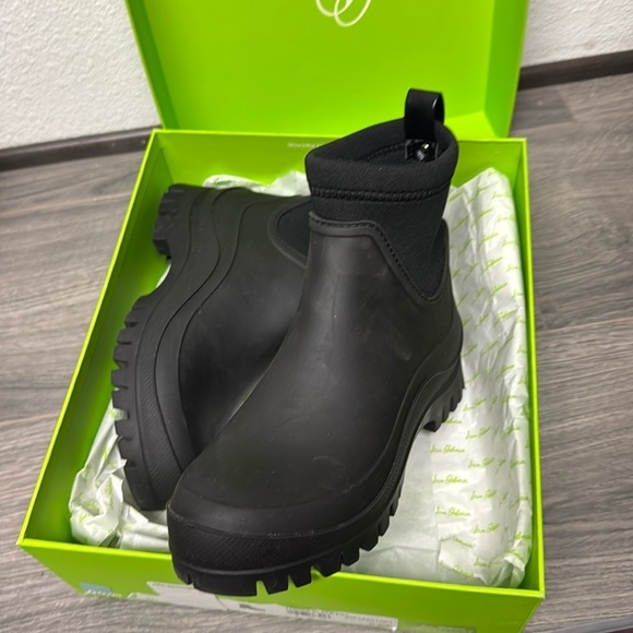 Sam Edelman Black PVC Waterproof Pull On Rounded Toe Rain Ankle Boots - Picture 5 of 7